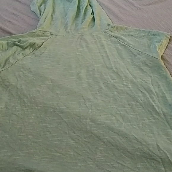 A shirt - Picture 2 of 2